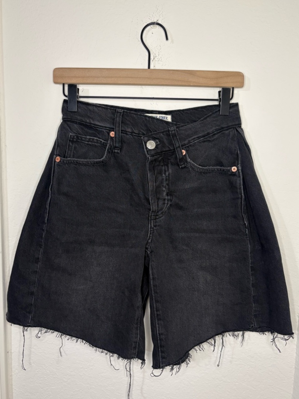 We The Free Boomerang Raw Hem Black Denim Shorts size 24 Free People